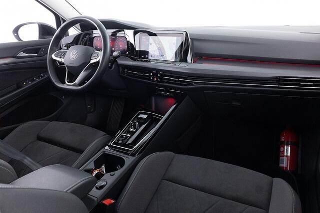 Volkswagen GOLF 1.5 eHybrid Style Business | LED | NAVI | ECC | PHEV