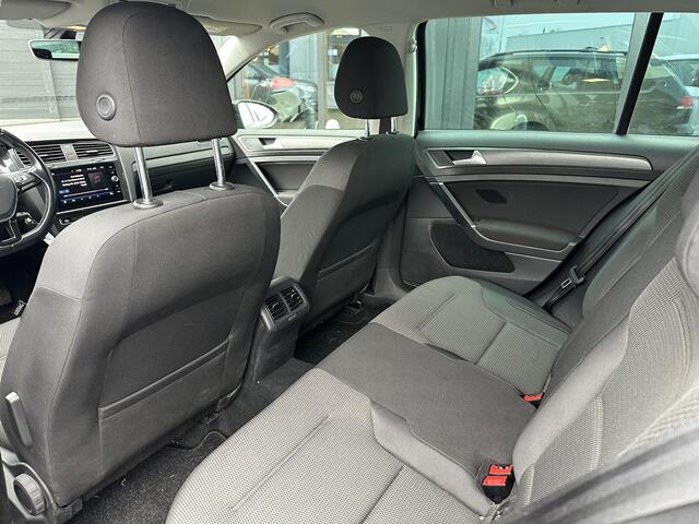 Volkswagen GOLF Variant 1.0 TSI Comfortline | Zeer Nette Staat | AUTOMAAT | NL AUTO | Parkeersensoren Voor en Achter | Adaptive Cruise Controle | All Season Banden | Navigatie | 2 Sleutels |