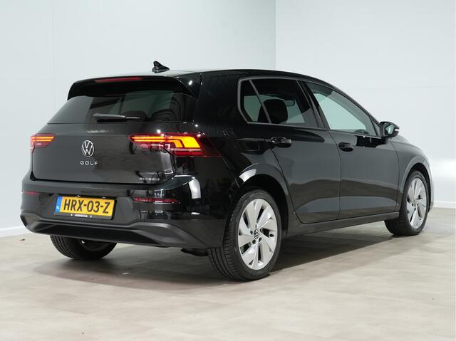 Volkswagen GOLF 1.5 eHybrid 204pk PHEV Life Edition Navigatie Virtual Cockpit 32