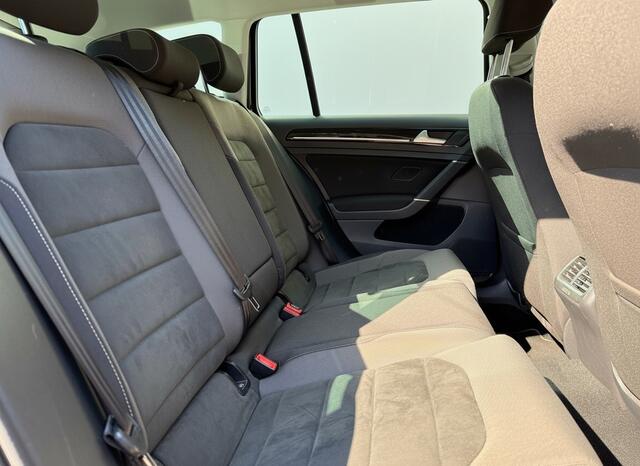 Volkswagen GOLF Variant 1.0 TSi 110pk DSG Aut. Highline, Navi & CarPlay | Clima