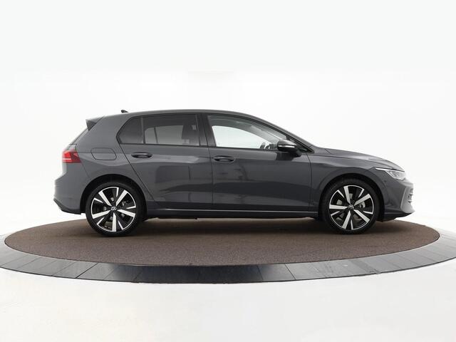 Volkswagen GOLF 1.5 204pk DSG eHybrid Life Edition · Camera · Stoel-&Stuurverwarming · Apple/Android Car Play · 18'' Inch · Garantie t/m 10-06-2029 of 100.000km