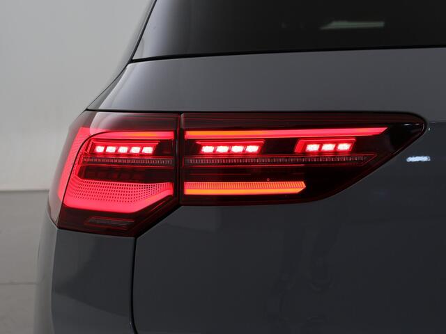 Volkswagen GOLF 2.0 TSI GTI 245 PK + PANORAMA | MOONSTONE GREY | SFEERVERL. | CAMERA | ACC | 19 INCH | STUURVERW.