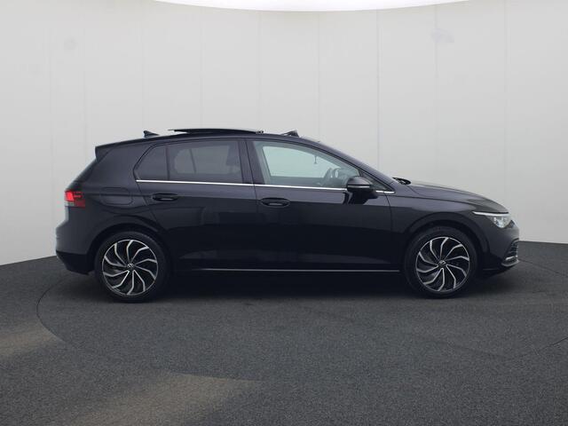 Volkswagen GOLF 1.5eTSI/150PK Style DSG · Panoramadak · Camera · Apple/Android Car Play