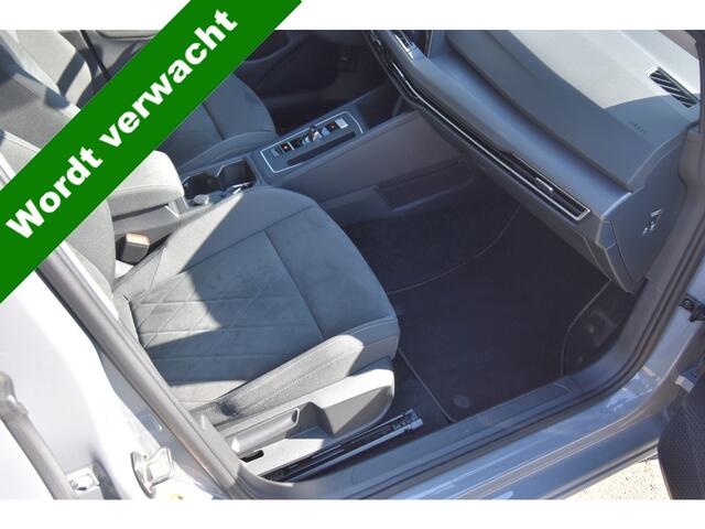 Volkswagen GOLF 1.4 eHybrid Style , VIRTUAL COCKPIT , NAVI , CLIMATR , CR CONTR , A UITRIJ CAM , PDC V+A ,