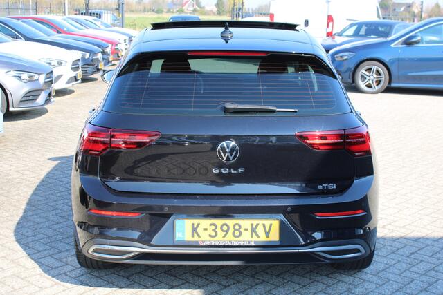 Volkswagen GOLF 1.5 eTSI 150PK Style PANORAMADAK MEMORY ACC SFEER CARPLAY 18''