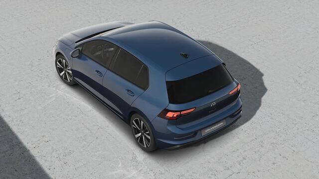 Volkswagen GOLF 1.5 eHybrid 204 6DSG eHybrid Life Edition | 'App-Connect' draadloze smartphone integratie | Achterbank in ongelijke delen neerklapbaar incl. middenarmsteun en doorlaadmogelijkheid | Achteruitrijcamera (Rear View)