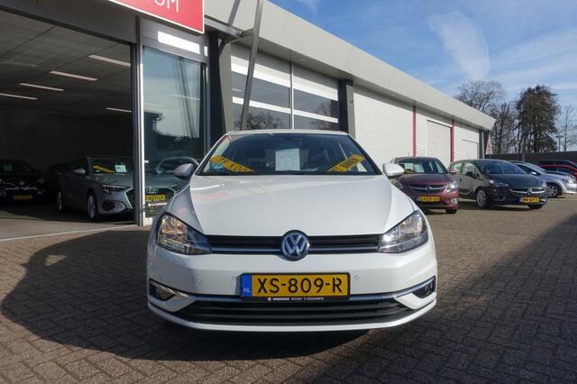 Volkswagen GOLF 1.0 TSI COMFORTLINE BUSINESS DSG Trekhaak New Distri (All-in prijs)