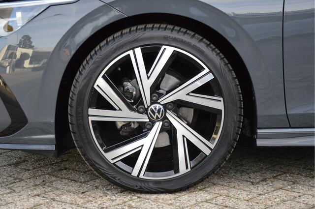 Volkswagen GOLF 1.5 eTSI R-Line PANORAMA | H&K | LED | CAMERA