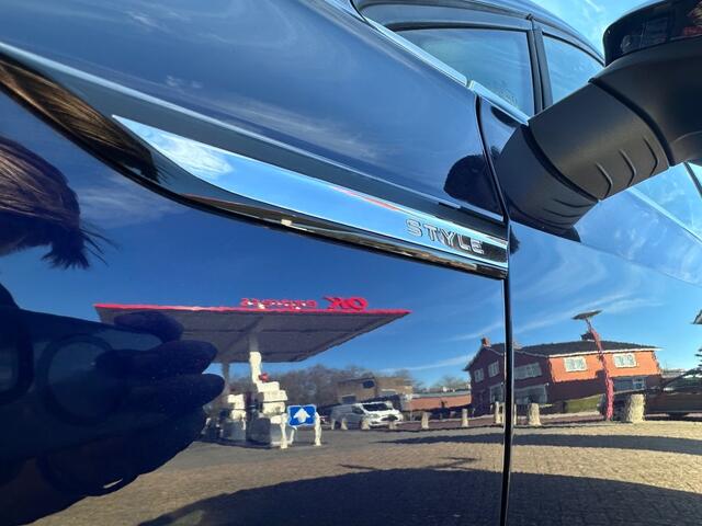 Volkswagen GOLF 1.5 eTSI Style El. Schuif/Kanteldak Navi 360 camera Sens