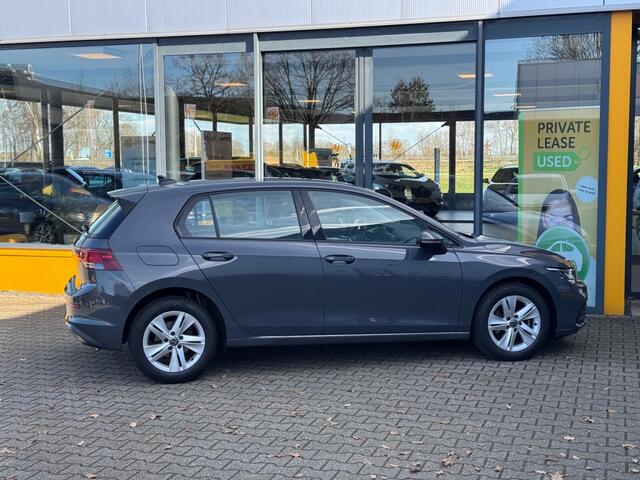 Volkswagen GOLF 1.5 TSI 130 pk Life Bus. - Navi/Apple/Android - camera - Adap cruise - stoel/stuur verw