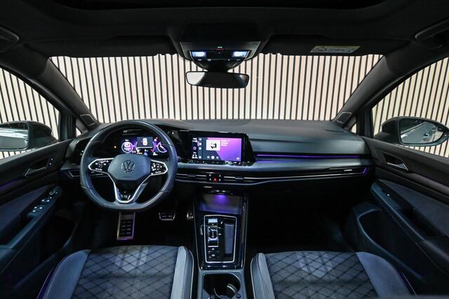 Volkswagen GOLF 1.5 eTSI R-Line | PANO | ACC | HARMAN KARDON | HUD | STOELVERWAR