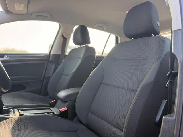 Volkswagen GOLF 1.6 TDI COMFORTLINE. CRUISE, CARPLAY, ACC