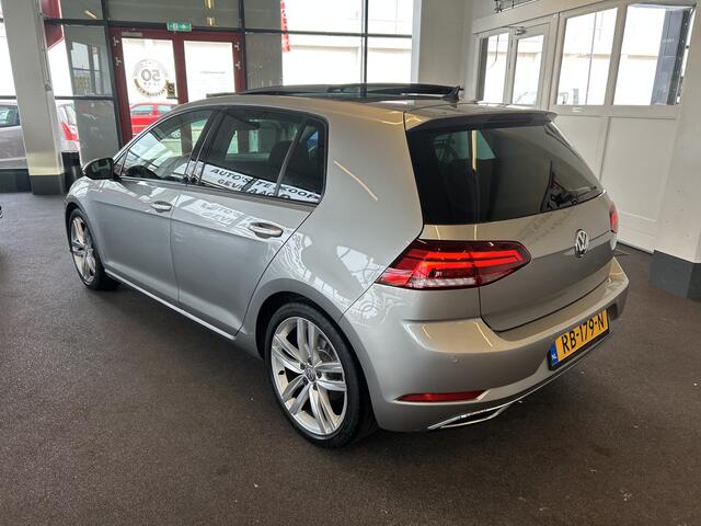 Volkswagen GOLF 1.5 TSI Highline Automaat | Panoramadak | Digital dashboard | Keyless | Adaptieve cruise control | Apple carplay | Climate control | Elek. inklapbare spiegels | Nederlands geleverd