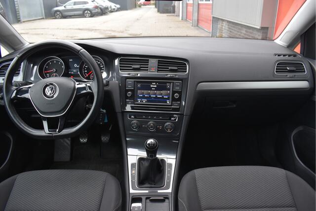 Volkswagen GOLF 1.0 TSI Trendline Cruise, Trekhaak, Climatronic, Origineel NL