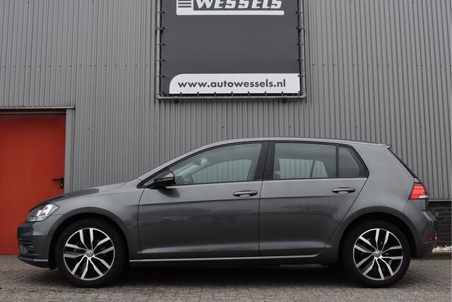 Volkswagen GOLF 1.0 TSI Trendline Cruise, Trekhaak, Climatronic, Origineel NL