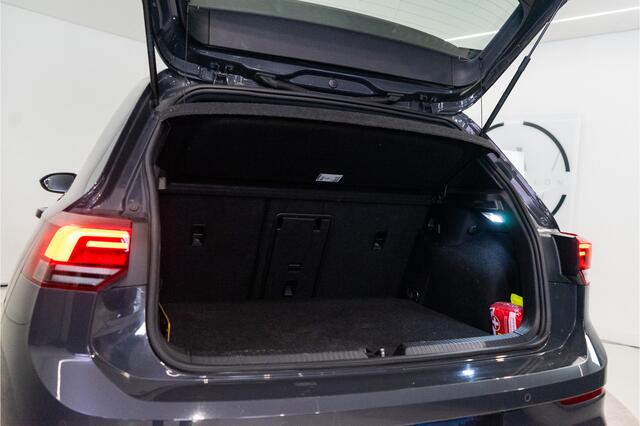 Volkswagen GOLF 1.5 eTSI 2x R-Line 150PK | Carplay | Sfeer | Virtual | Phonebox | Garantie