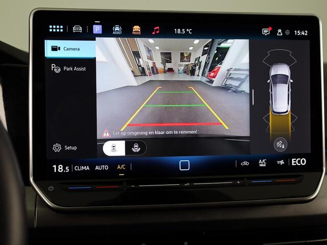 Volkswagen GOLF 1.5 eHybrid Life Edition 204PK | Automaat | Camera | Extra getint glas | verlengde garantie