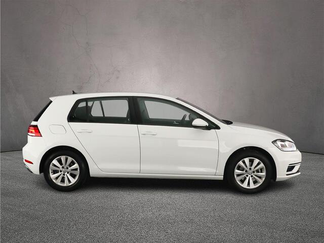 Volkswagen GOLF Comfortline 1.5 TSI 150pk DSG Automaat Trekhaak, Adaptive cruise control, Navigatie, Achteruitrijcamera, Stoelverwarming, Parkeersensoren