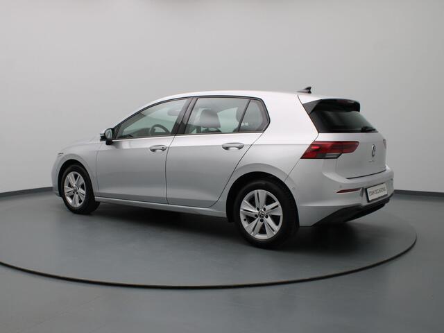 Volkswagen GOLF eTSI 110pk Life Business DSG Camera | Adapt. Cruise | Navi | Parkeersens. v+a | Stoelverw.