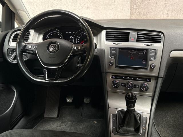 Volkswagen GOLF 1.0 TSI Sportline (APPLE CARPLAY, NAVIGATIE, CLIMATE, SPORTSTOELEN, LM VELGEN, PARKEERSENSOREN, CRUISE, NIEUWE APK, NIEUWSTAAT)