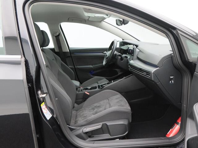 Volkswagen GOLF 1.4 eHybrid 204 Pk Automaat Style | Full LED | Camera | Adaptive Cruise | CarPlay | Navigatie | Climatronic | 18 Inch | 64.098 Km !!