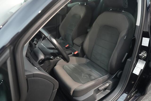 Volkswagen GOLF 1.5 TSI DSG R-Line 150 PK ? ADAP.CRUISE ? NAVI ? LED ? AFN.TREKHAAK ? AUT.AIRCO