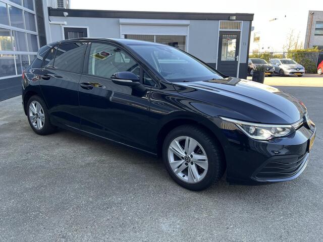 Volkswagen GOLF 1.5 TSI Life Edition Business Camera Stoelverwarming Digitaal Cockpit