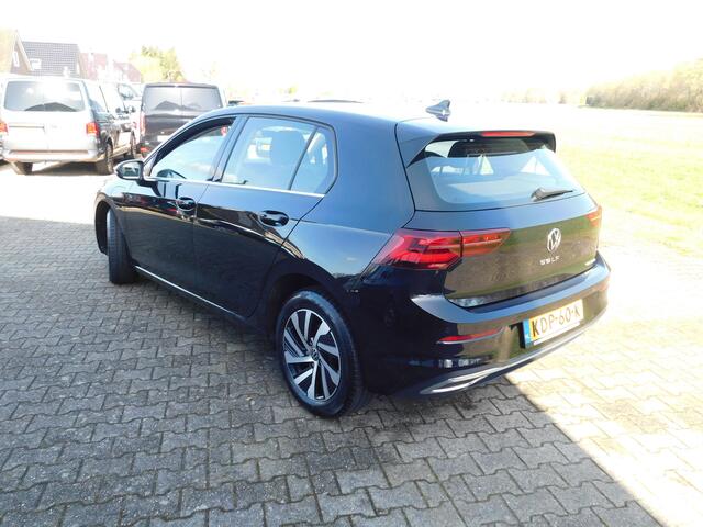 Volkswagen GOLF 1.4 eHybrid Style, Avv, Stoel-stuurverw. IQ light 13000KM!!!!