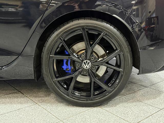 Volkswagen GOLF R Performance 2.0 4M Pano|Akra|HUD|320pk