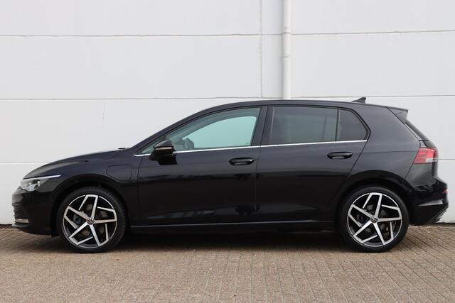 Volkswagen GOLF 1.4 eHybrid Style 204pk DSG6