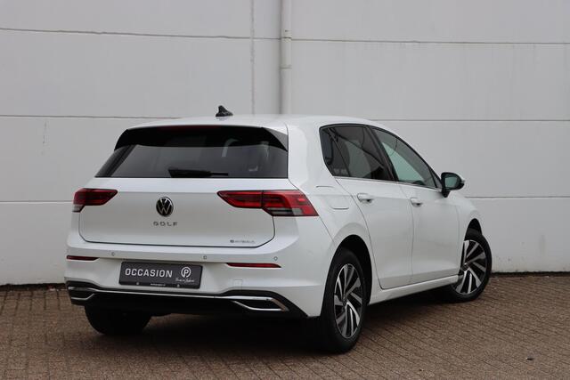 Volkswagen GOLF 1.4 eHybrid Style 204pk DSG6