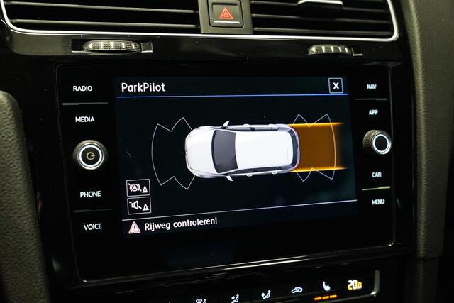 Volkswagen GOLF 1.5 TSI R-Line 150pk|Navi|19"