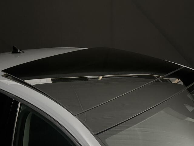 Volkswagen GOLF 2.0 TDI R-Line Business *IQ LIGHT * Panorama dak*