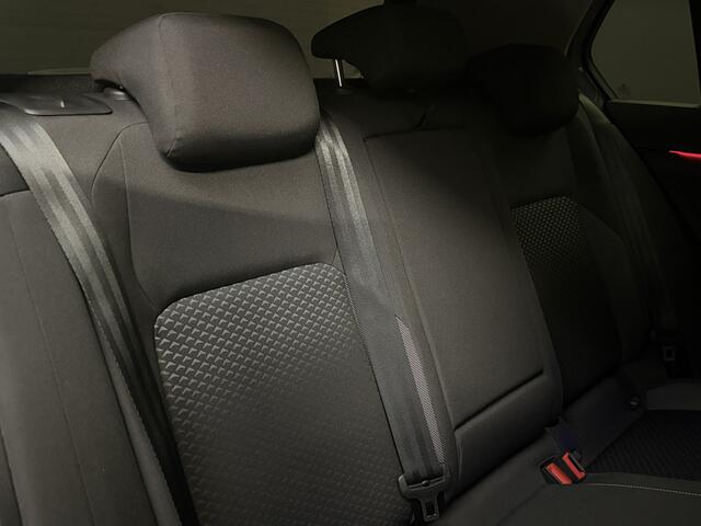 Volkswagen GOLF 2.0 TDI R-Line Business *IQ LIGHT * Panorama dak*