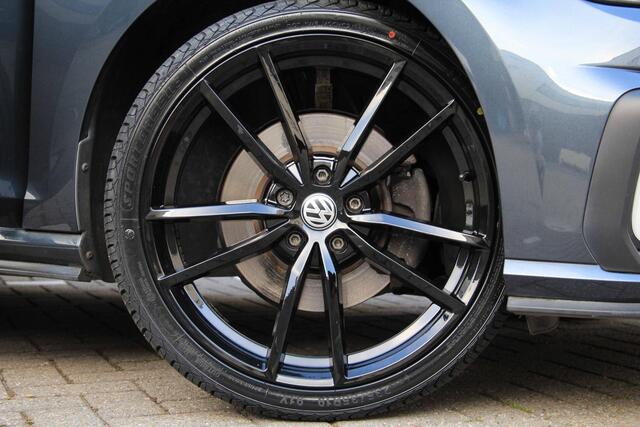Volkswagen GOLF 1.4 TSI DSG GTE Panorama dak | Full LED matrix | Keyless | 19" Pretoria | Vol in de opties! | MEER FOTO'S VOLGEN!