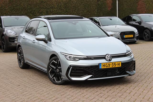 Volkswagen GOLF 1.5 eTSI R-Line Edition / Trekhaak / Panoramadak / 360Camera / Keyless / Matrix LED / 18'' / CarPlay / Stoelverwarming / DAB / ACC
