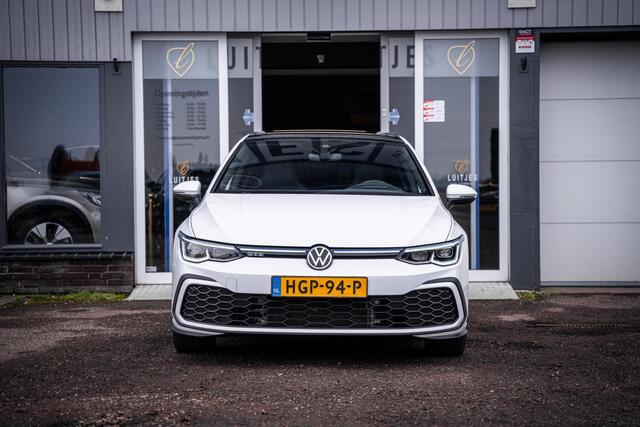 Volkswagen GOLF 1.4 eHybrid GTE I Pano-dak I iQ-light I Carplay I Winterpack I ACC I Head-up I Dealer-onderhouden