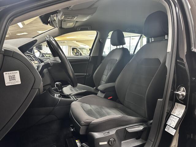 Volkswagen GOLF 1.5 TSI Comfortline Business/ Facelift/ Automaat/ 131pk!/ Virtual Cockpit/ Apple + Android/ Extra getint glas/ Alcantara/ Camera/ Adaptive Cruise/ Stoelverw./ PDC V+A/ Navi/ Clima/ Bluetooth.