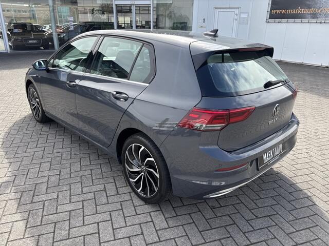 Volkswagen GOLF VIII 1.5 ACT Massage Carplay C Style