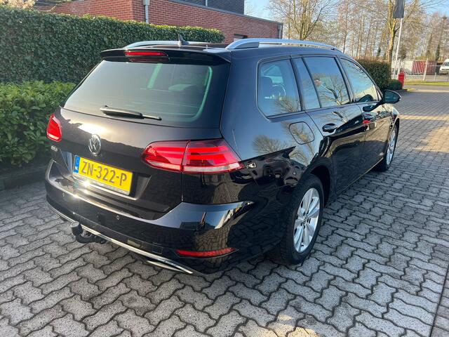 Volkswagen GOLF Variant 1.0 TSI Comfortline trekhaak, navi, cruise, stoelverw, airco