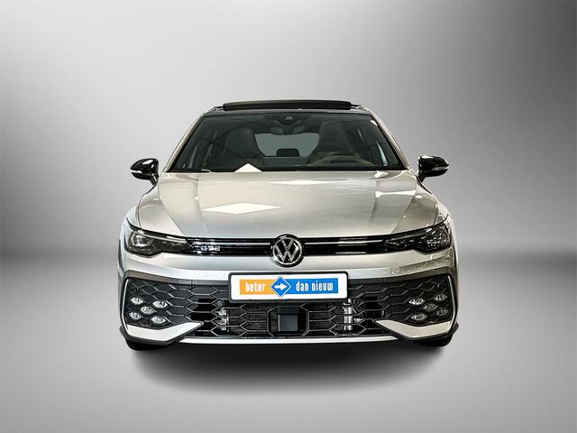 Volkswagen GOLF 1.5 eHybrid 272pk DSG GTE Panoramadak | Trekhaak, wegklapbaar | Head Up display