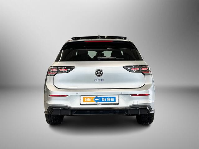 Volkswagen GOLF 1.5 eHybrid 272pk DSG GTE Panoramadak | Trekhaak, wegklapbaar | Head Up display