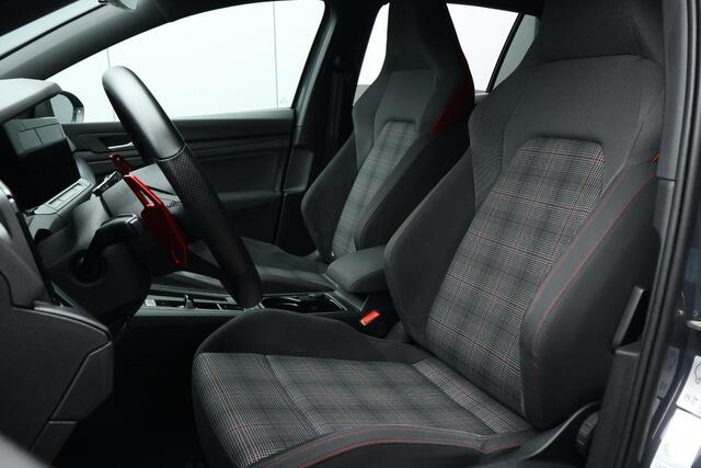 Volkswagen GOLF 2.0 TSI GTI / DAB / Sfeerverlichting