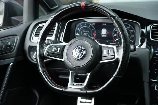 Volkswagen GOLF 2.0 TSI GTI TCR 290pk Panoramadak/Dynaudio/Akrapovic