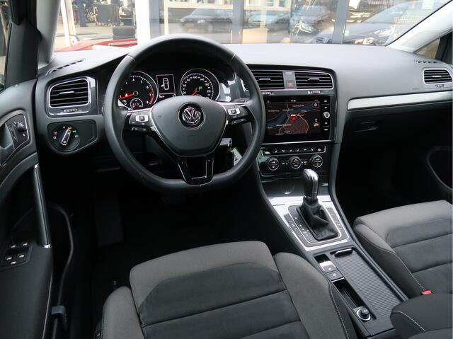 Volkswagen GOLF 1.5 TSI Comfortline Business | Comf Stoel | Camera | Dodehoek Detector | Massage |