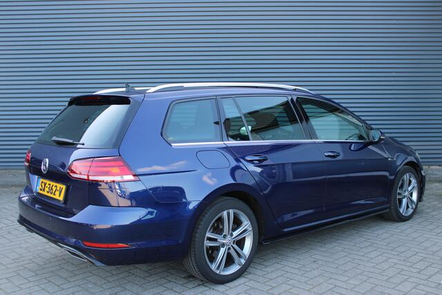 Volkswagen GOLF Variant 1.0 TSI Highline Business R Panoramadak Virtual-Cockpit Full-LED CarPlay