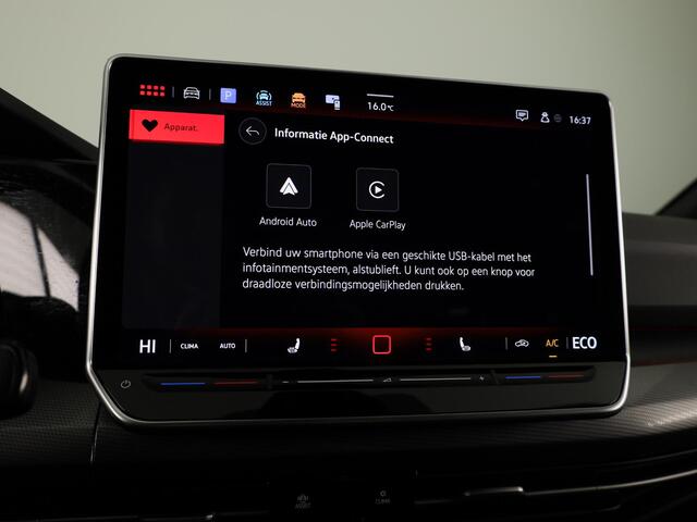 Volkswagen GOLF 1.5 eHybrid 50 Edition 204 PK | Automaat (DSG) | Navigatie | Camera | 18 Inch | Verlengde garantie