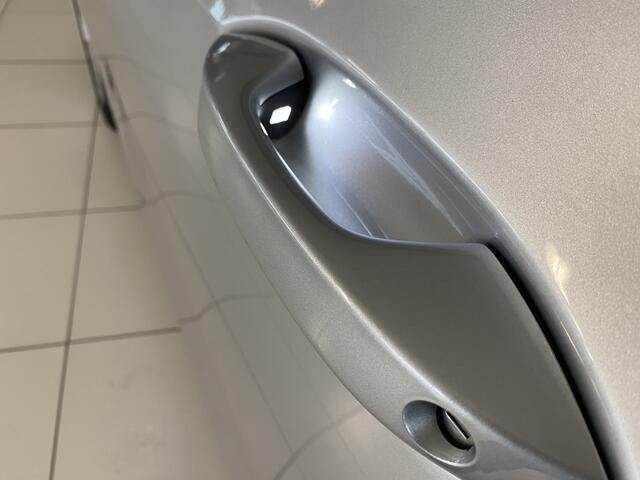 Volkswagen GOLF 1.4 eHybrid Style Carplay / Navigatie / Adapt cruise / Sfeerverlichting