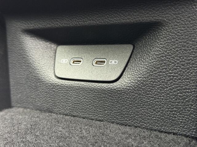 Volkswagen GOLF 2.0 TSI GTI CLUBSPORT | OZ | Schuif-kanteldak | DCC | H/K | NÜRBURGRING | HuD | Camera | Stuurverw | KEYLESS