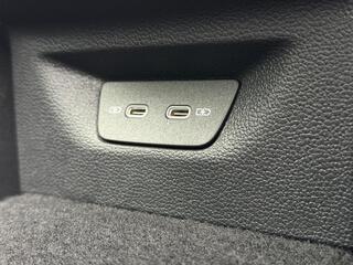 volkswagen-golf-2.0-tsi-gti-clubspo